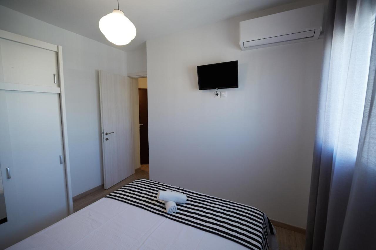 Luxury Studio In Thessaloniki Apartment Bagian luar foto